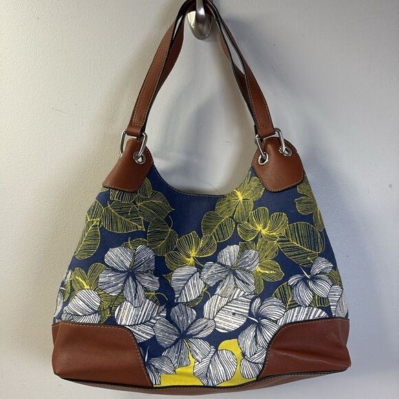 Chaps Floral Tassle Purse - Picture 2 of 5